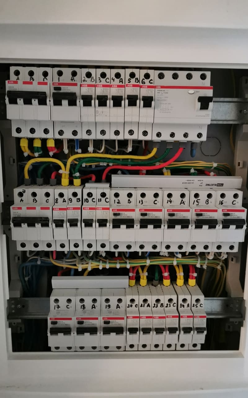 Электромонтажные работы