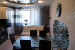 сколько стоит ремонт трехкомнатной квартиры под ключ 