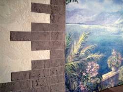 отделка коридора искусственным камнем и обоями фото