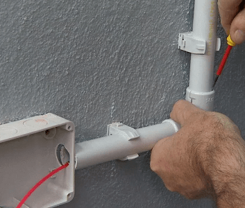 установка пвх труб для электропроводки