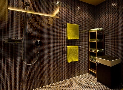 мозаика из стекла для душа