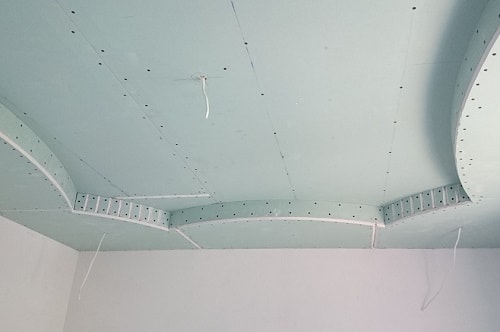 Потолок из гипсокартона