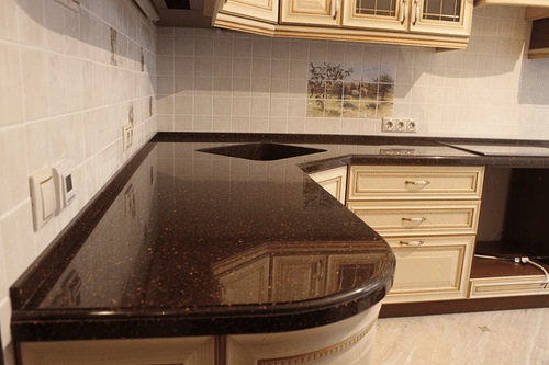 Столешница из искусственного камня