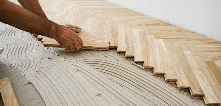 укладку паркета на клей на стяжку