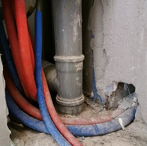 ввод труб отопления в квартиру